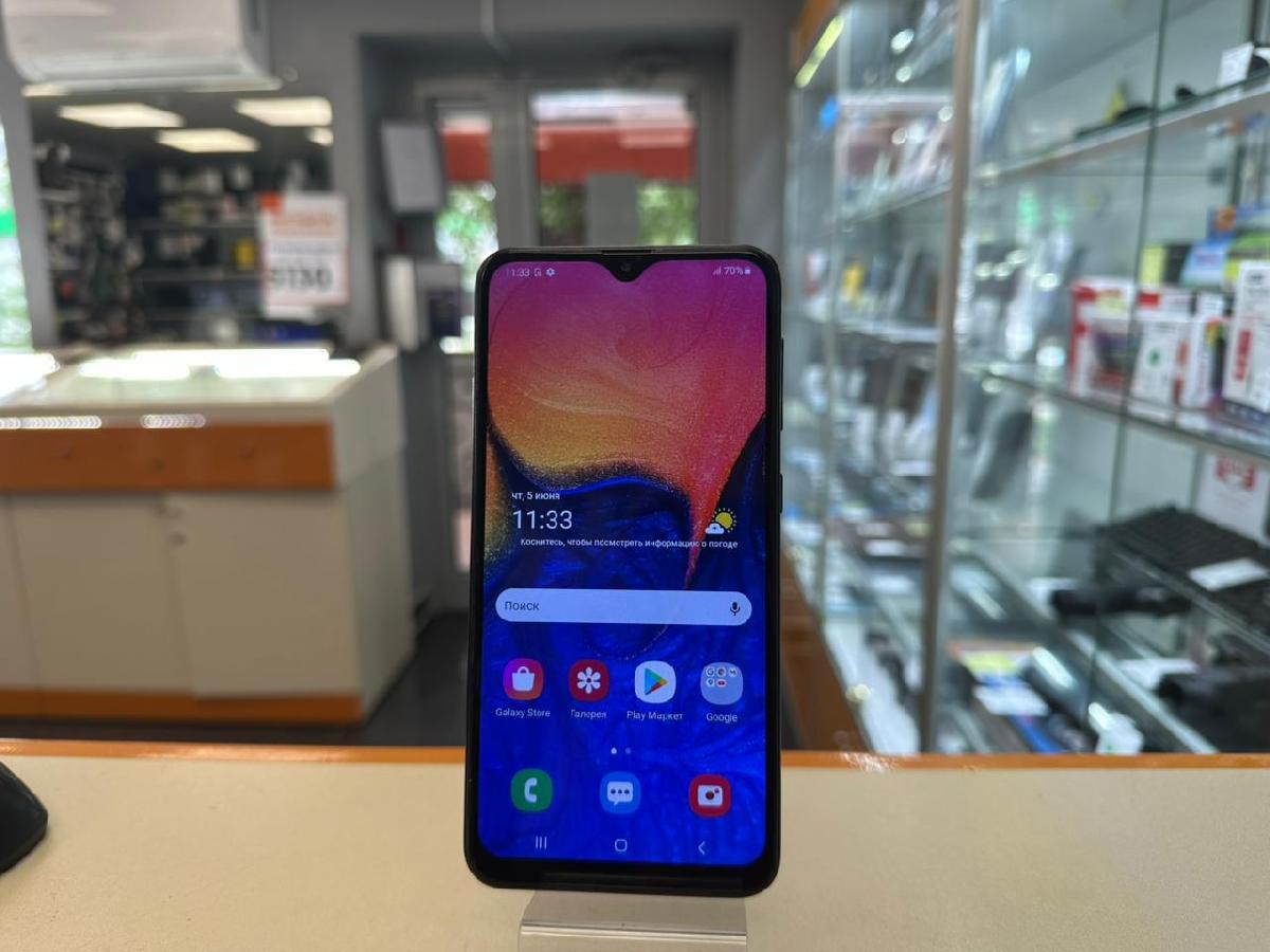 Смартфон Samsung Galaxy A10 2/32