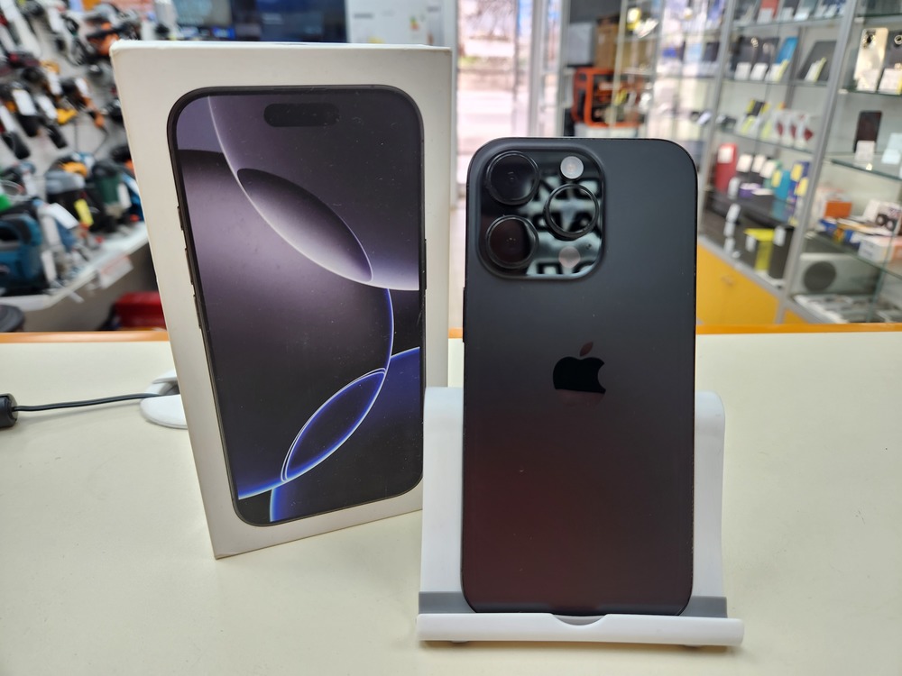 Смартфон Apple Iphone 16 Pro 256Gb