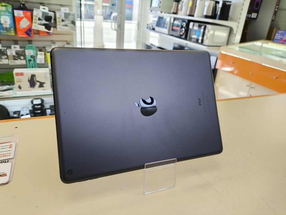 Планшет Apple iPad 9 64 ГБ (2021 A2602 (Wi-Fi)