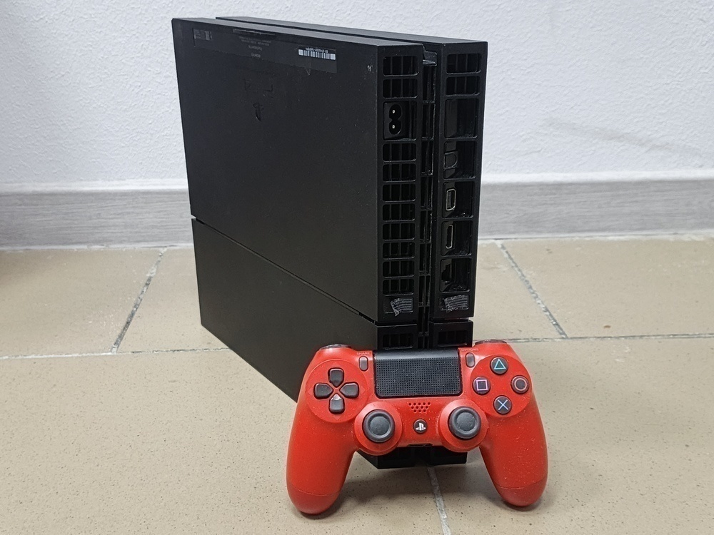 Игровая приставка PlayStation 4 FAT 500GB