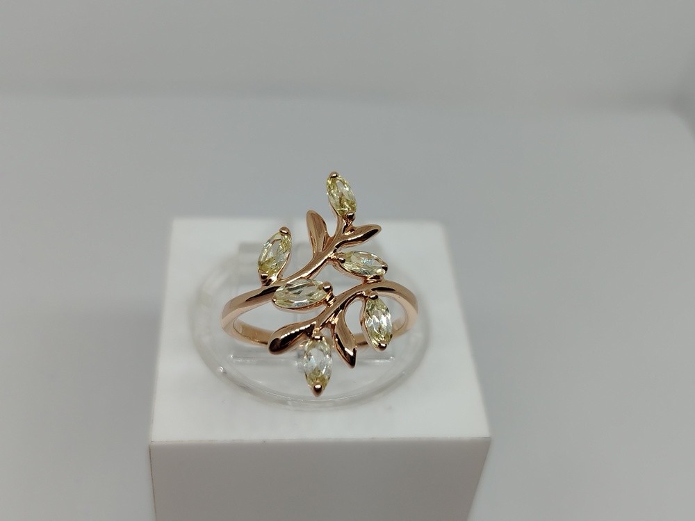 КОЛКМИ585 КОЛЬЦО С КАМНЯМИ (Au 585)