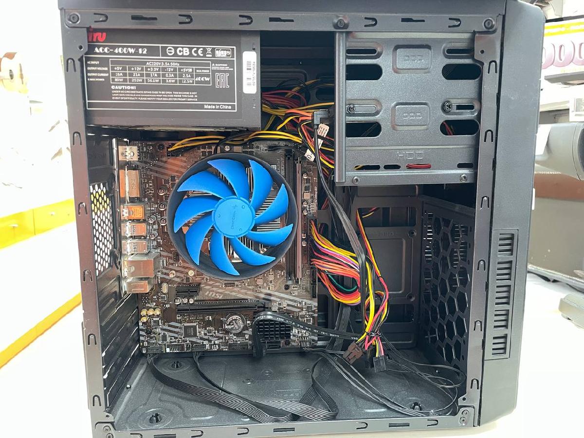 Системный блок DEXP; Ryzen 5 5600G, AMD Graphics, 16 Гб, 128 Гб, Нет