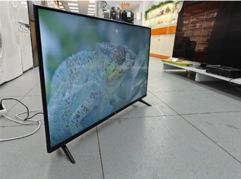 LED Телевизор HI VHIX-43F169MSY