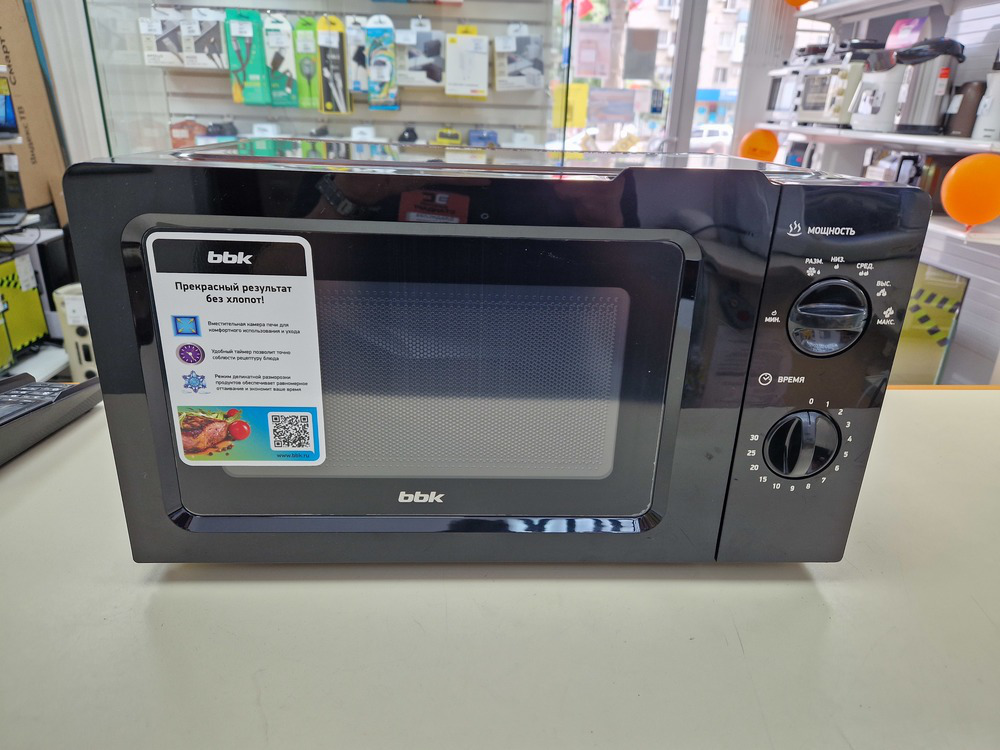 Микроволновая печь BBK 17MWS-782M/B
