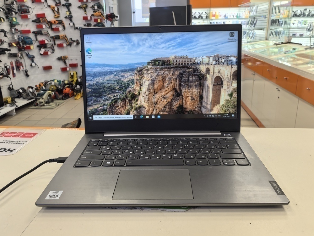 Ноутбук Lenovo; Core i5-1035G4, Intel Iris Graphics , 8 Гб, 240 Гб, Нет