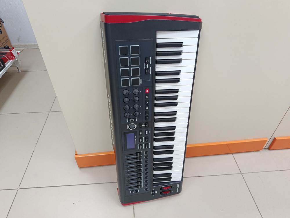 Синтезатор Novation Impulse SE49