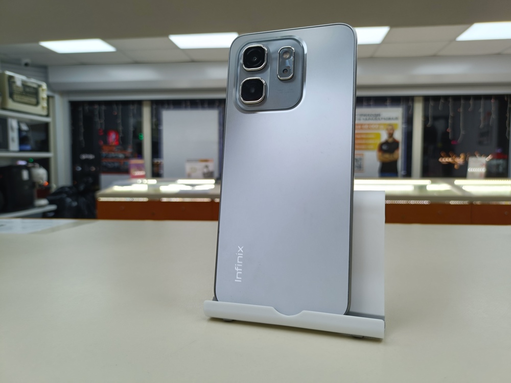 Смартфон Infinix HOT 50i 4/128