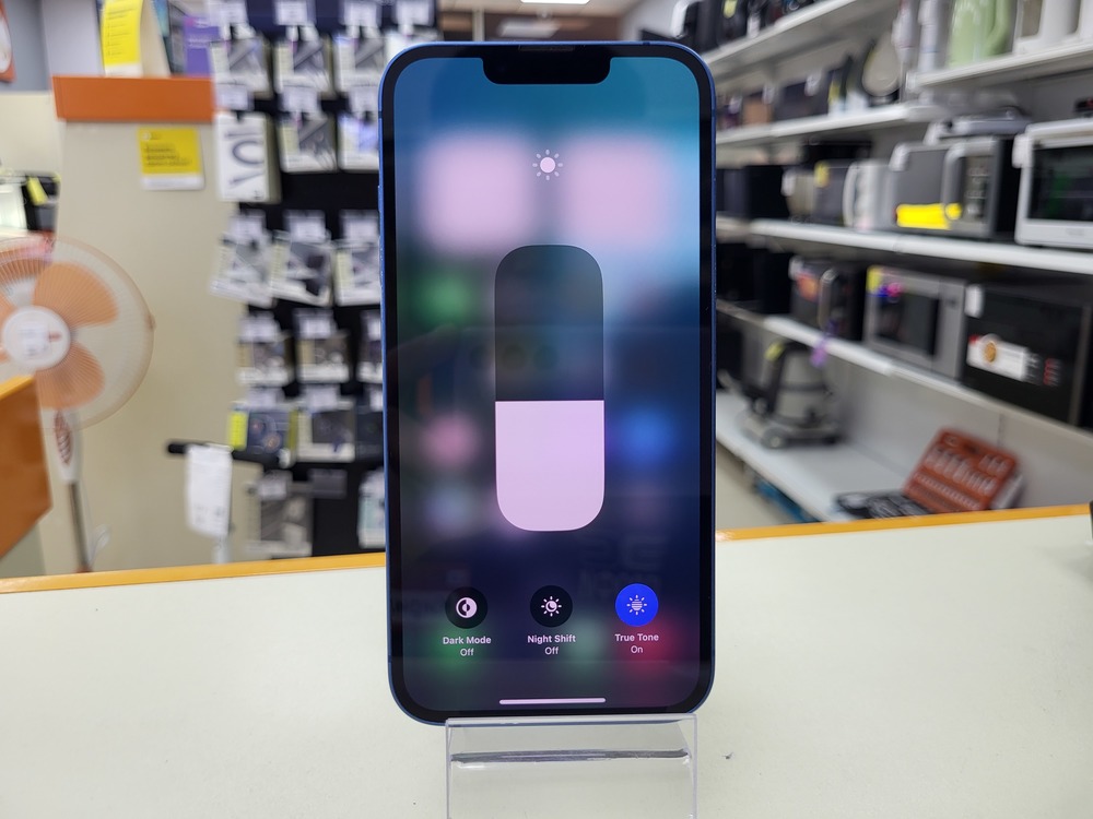 Смартфон Apple iPhone 13 128Gb