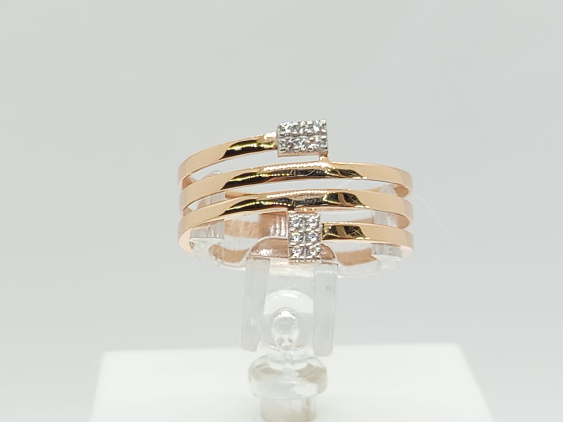 КОЛЬЦО С КАМНЯМИ (Au 585)