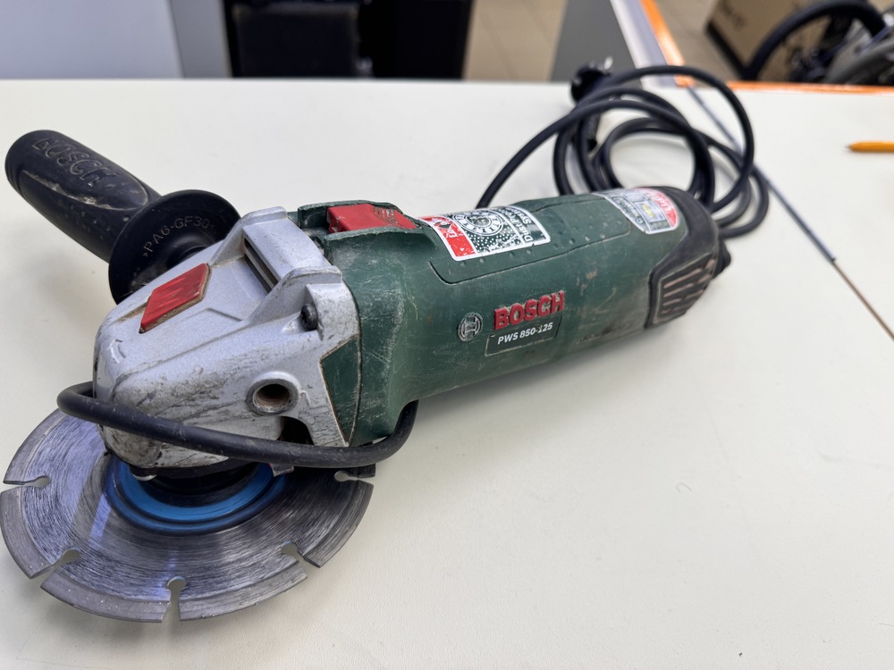 Угловая шлифмашина Bosch PWS 850-125