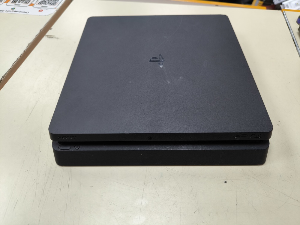 Игровая приставка PlayStation 4 Slim 1Tb