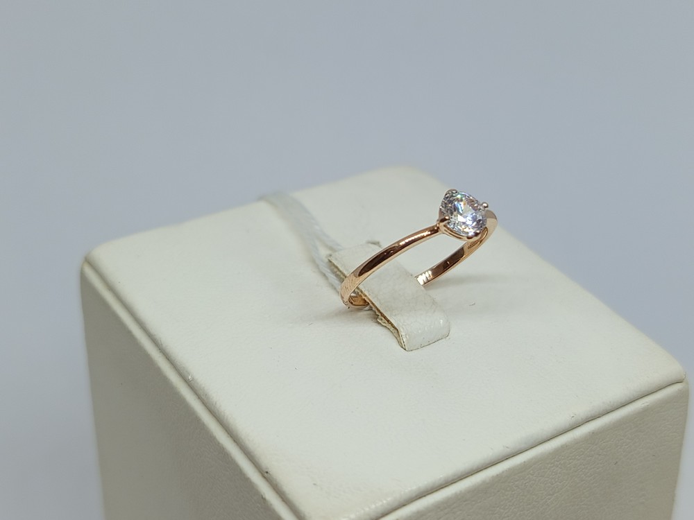 КОЛКМ585 КОЛЬЦО С КАМНЕМ (Au 585)