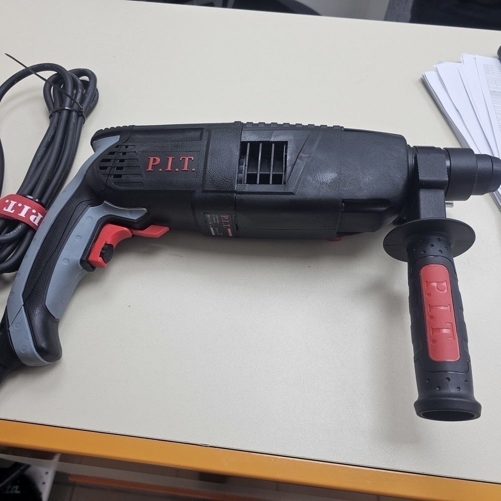 Перфоратор P.I.T. PBH24-C