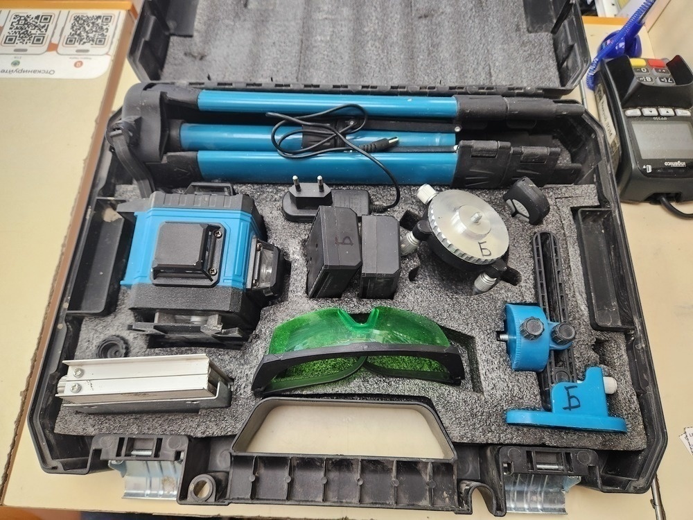 Нивелир Makita 4d laser level