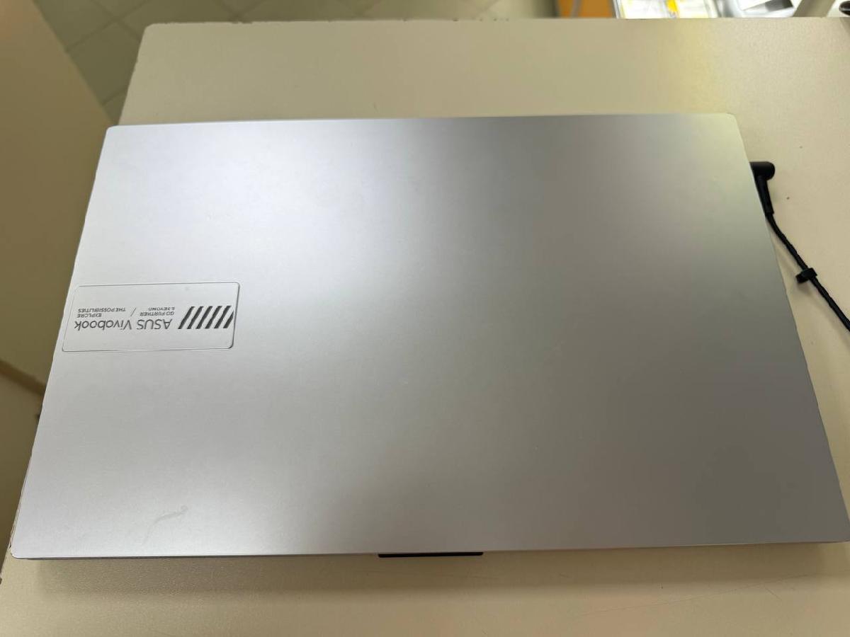 Ноутбук ASUS; Ryzen 3 7320, AMD Radeon (TM) Graphics, 8 Гб, 256 Гб, Нет