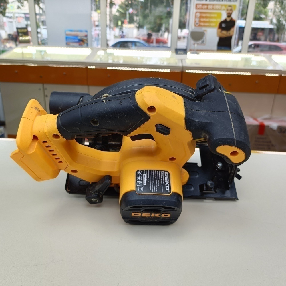Торцовочная пила DEKO DKCS20V