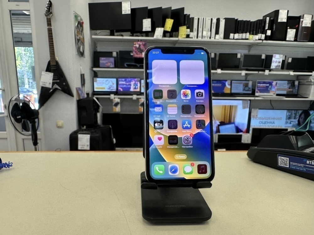 Смартфон Apple iPhone X 256Gb