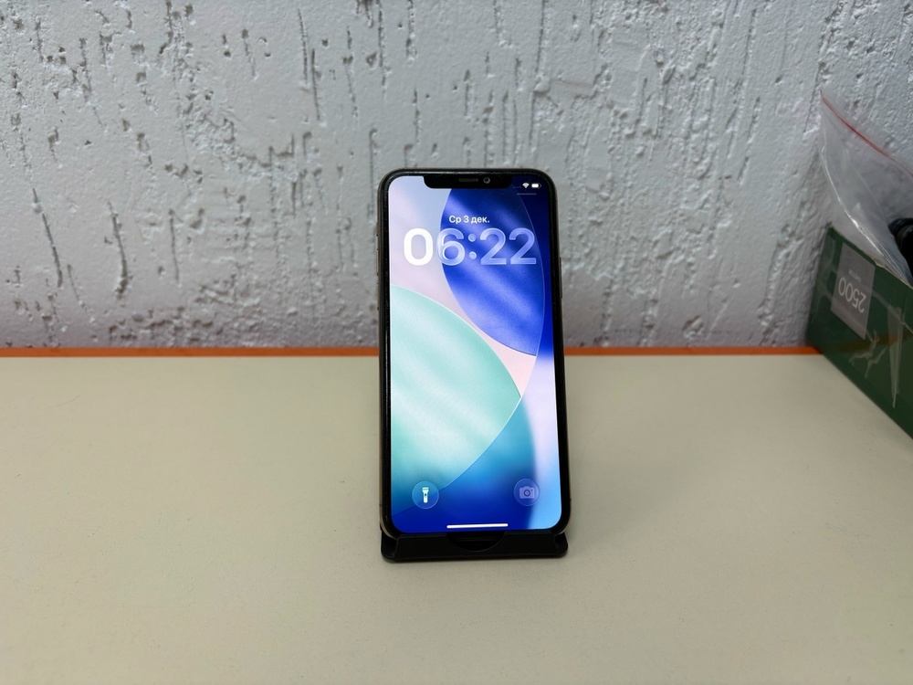 Смартфон Apple iPhone 11 Pro 64Gb