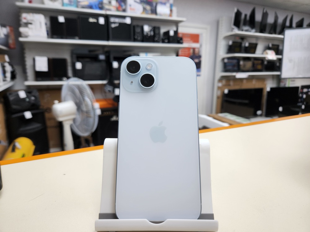 Смартфон Apple Iphone 15 128Gb