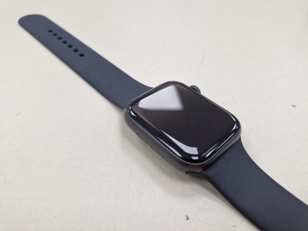 Смарт-часы Apple Watch Series 5 44 мм