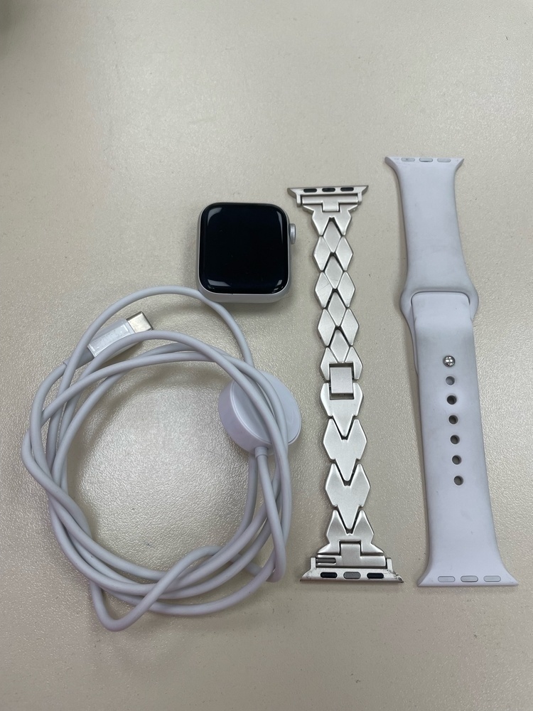 Смарт-часы Apple Watch SE 2022 40mm