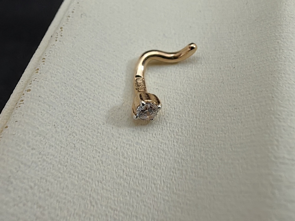 ПИРСИНГ С КАМНЕМ (Au 585)