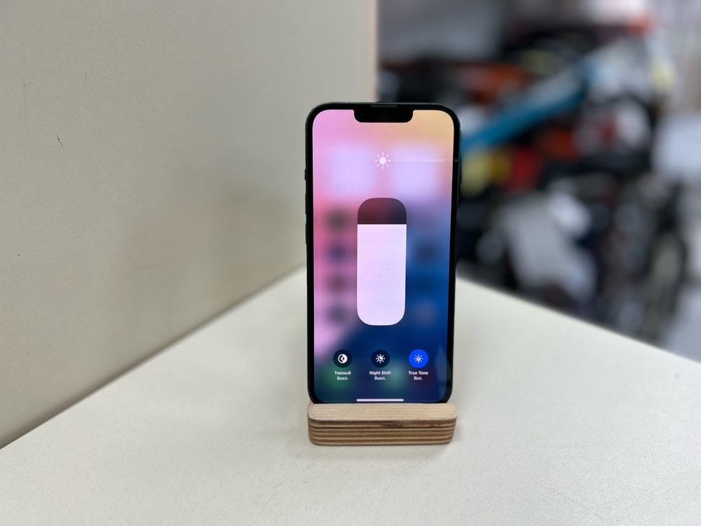 Смартфон Apple iPhone 13 128Gb