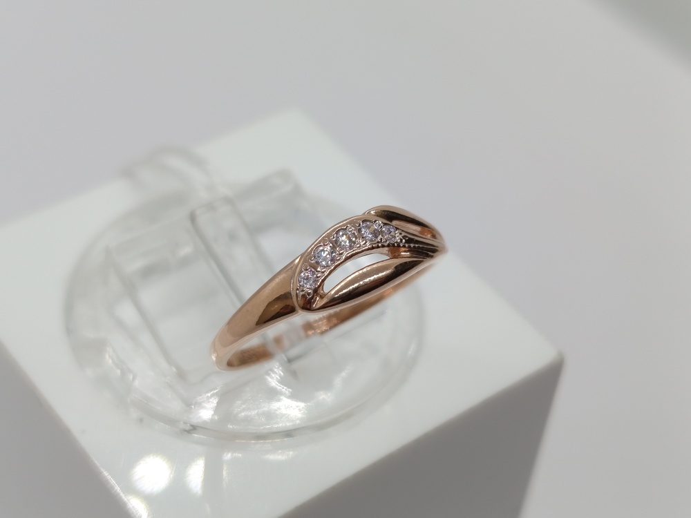 КОЛЬЦО С КАМНЯМИ (Au 585)