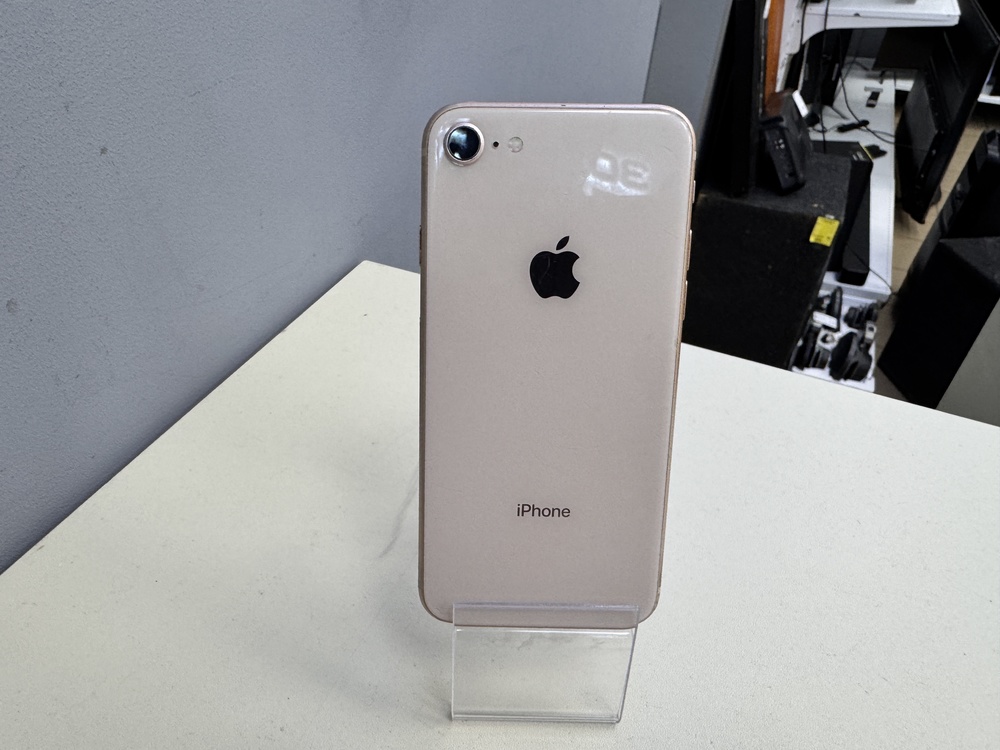 Смартфон Apple iPhone 8 64Gb