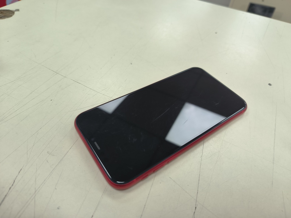 Смартфон Apple iPhone 11 64Gb