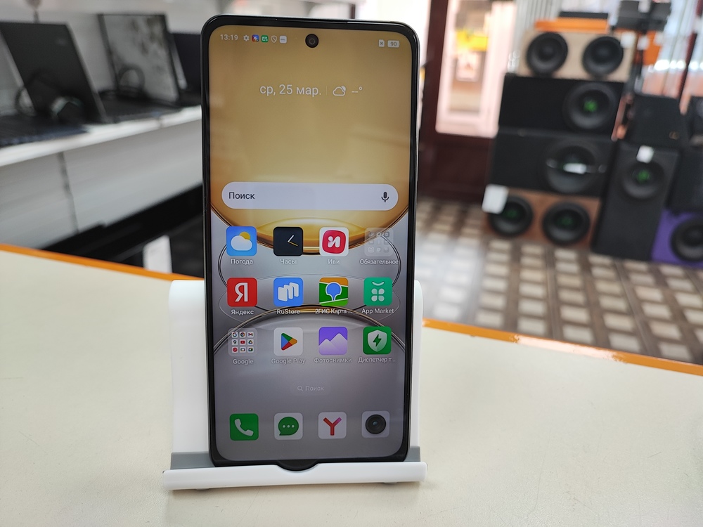 Смартфон Realme C75 8/128