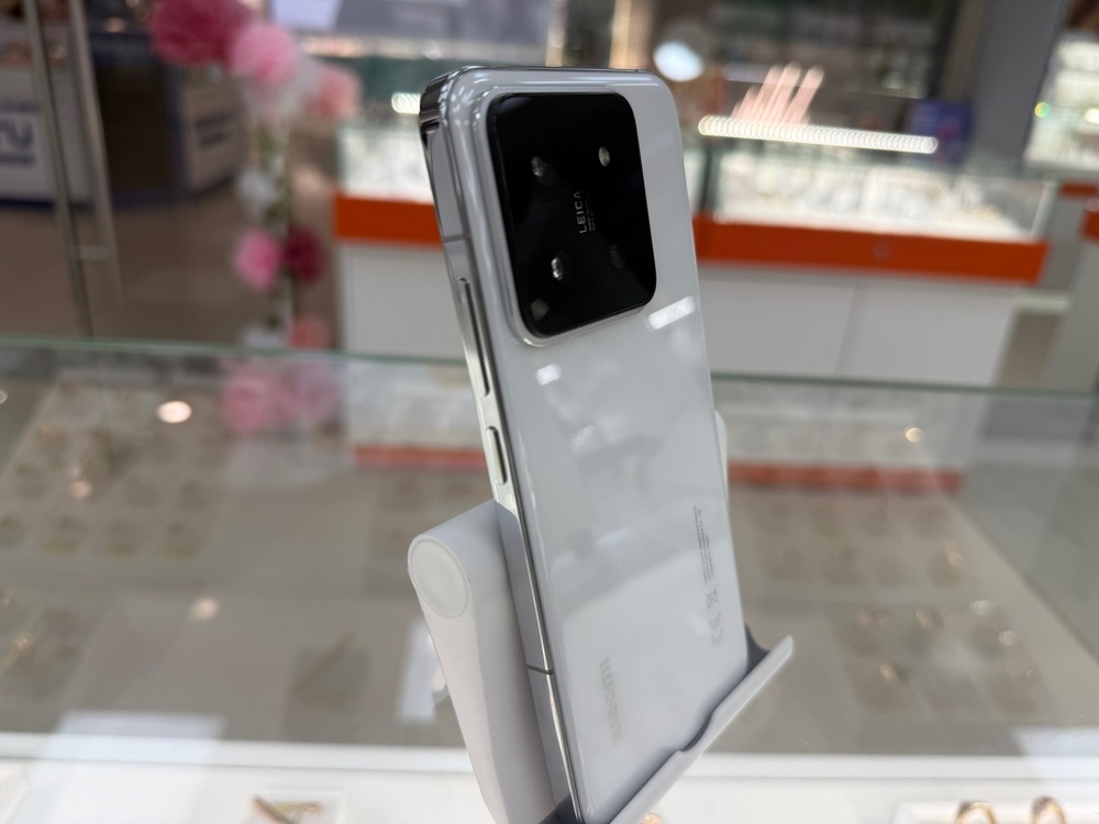 Смартфон Xiaomi 14 12/512Gb
