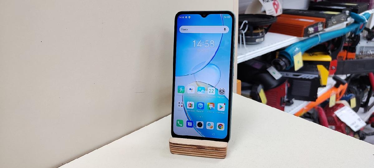 Смартфон Infinix HOT 12i 4/64