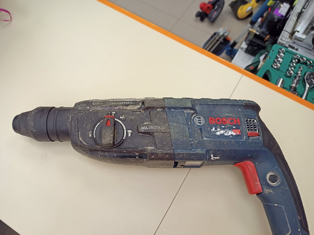 Перфоратор Bosch GBH 2-28