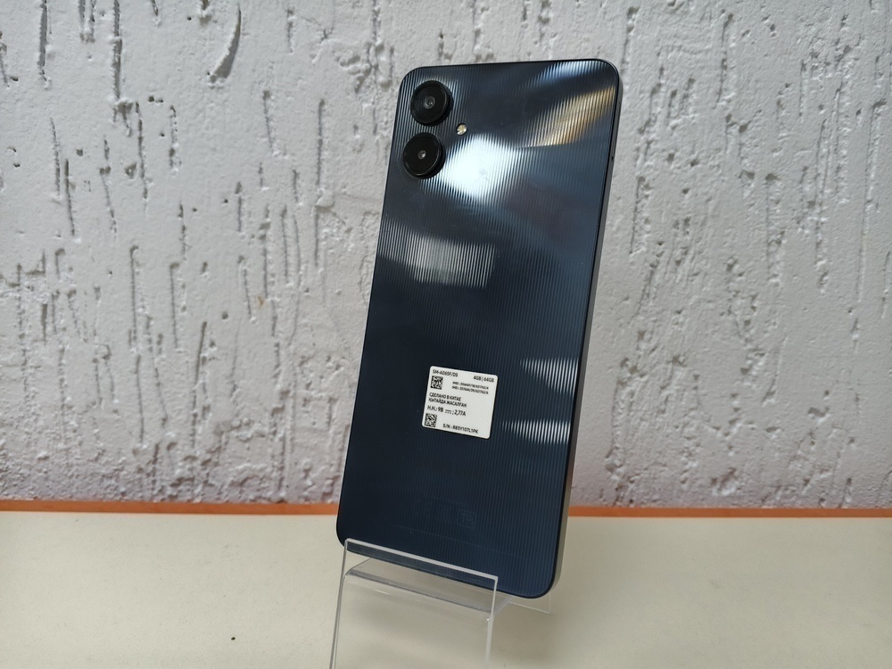 Смартфон Samsung Galaxy A06 4/64