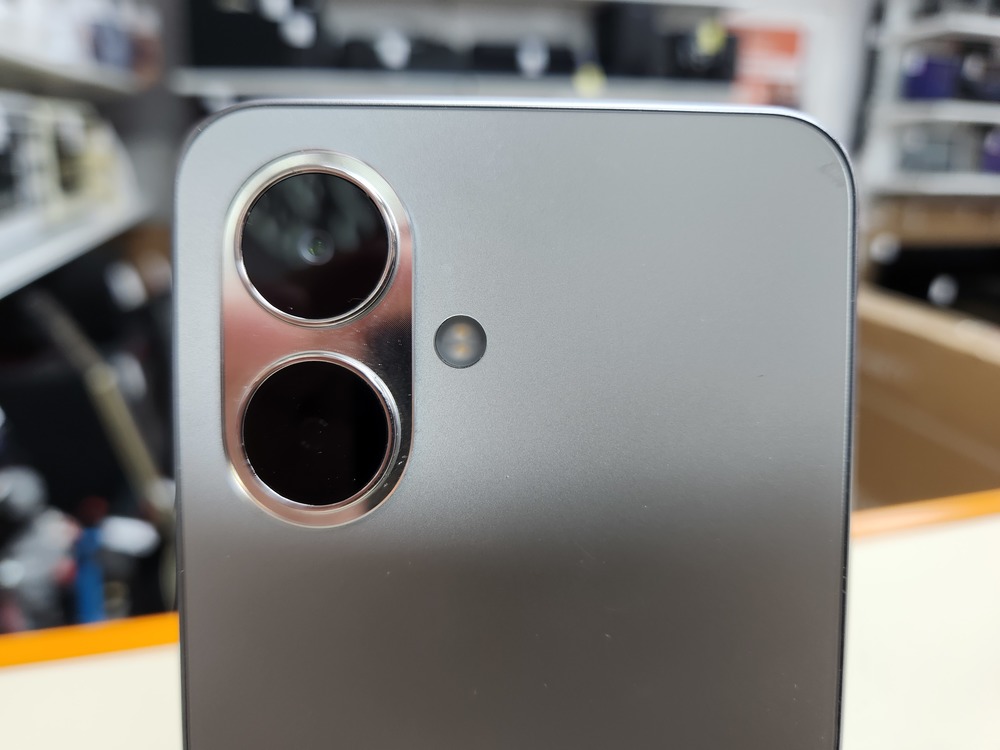 Смартфон Tecno Spark Go 2 3/64Gb