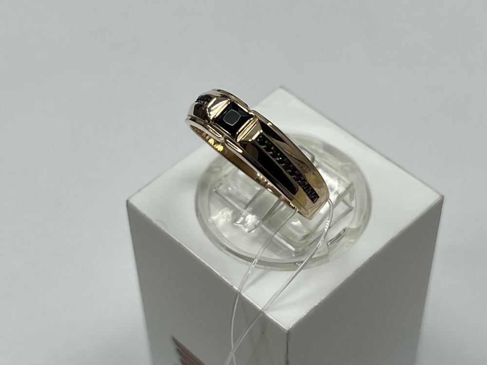 КОЛЬЦО С КАМНЯМИ (Au 585)