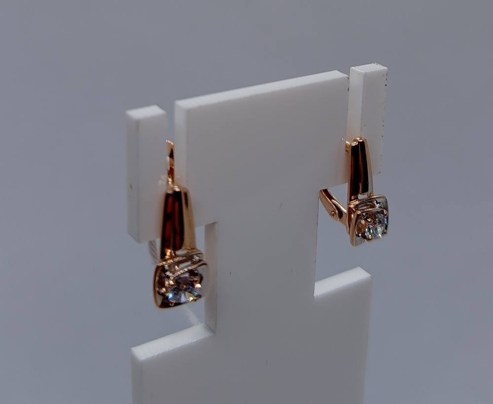 СКМ585 СЕРЬГИ С КАМНЕМ (Au 585)