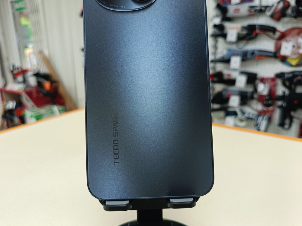 Смартфон Tecno Spark GO 1 3/64