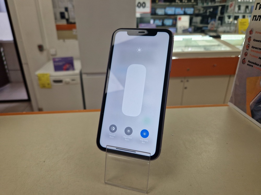 Смартфон Apple iPhone 11 64Gb