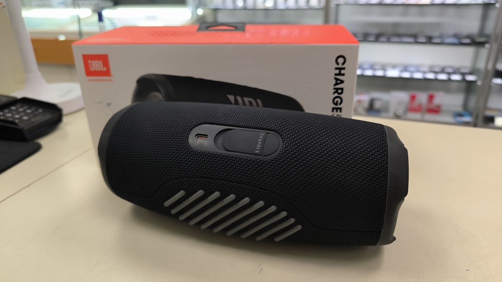 Портативная акустика JBL CHARGE 5