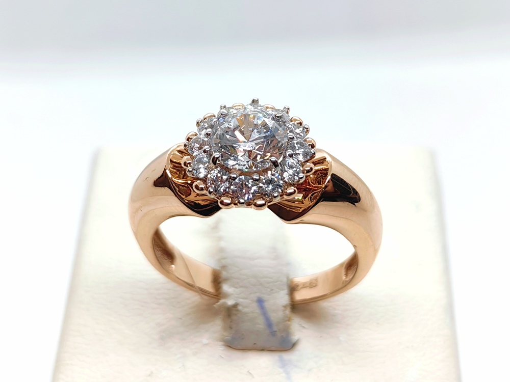 КОЛЬЦО С КАМНЯМИ (Au 585)