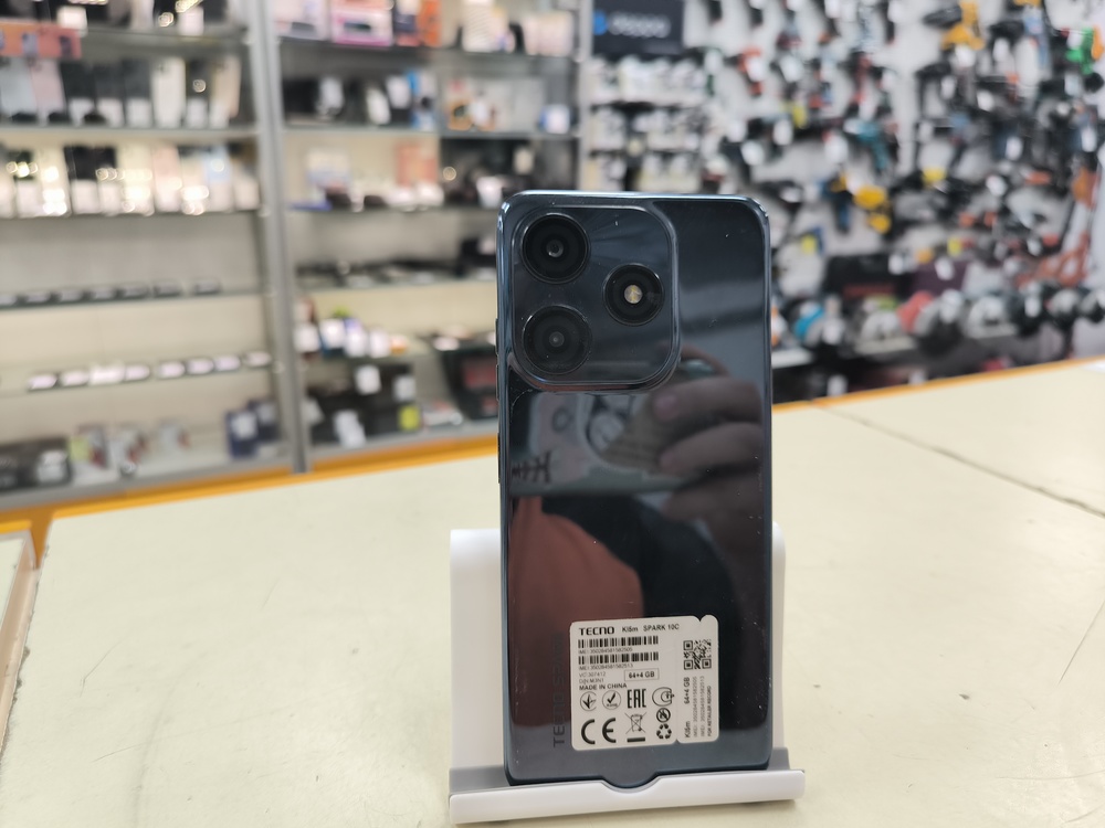 Смартфон Tecno SPARK 10C 4/64