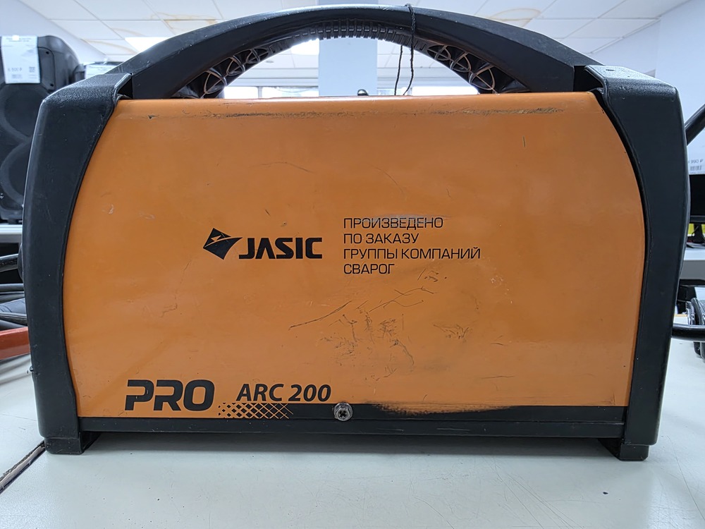 Сварочный аппарат Сварог ARS 200 pro