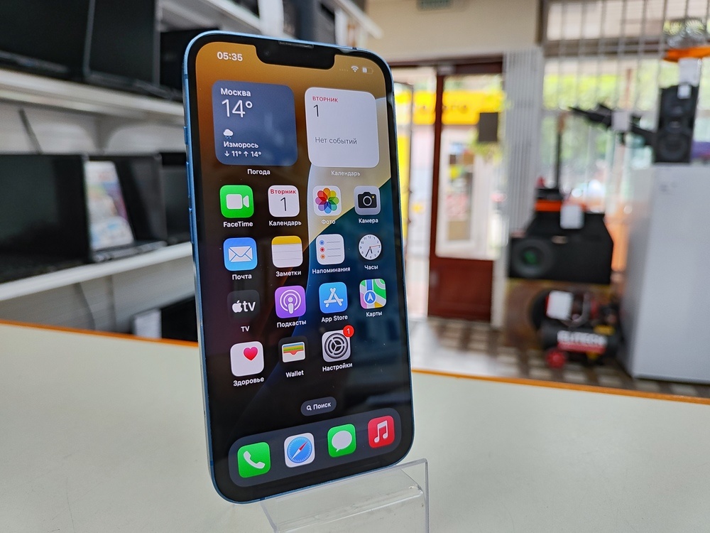 Смартфон Apple iPhone 13 128Gb