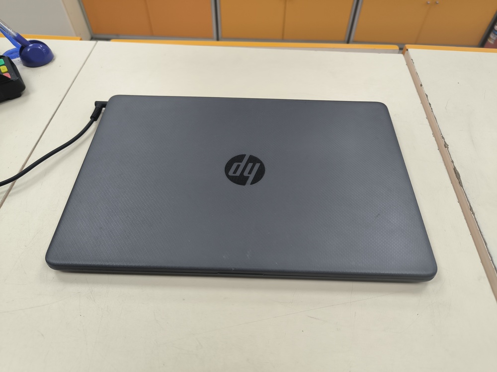 Ноутбук HP 15S-FQ1120UR; Core i5-1035G1, Intel UHD Graphics, 8 Гб, 256 Гб, Нет