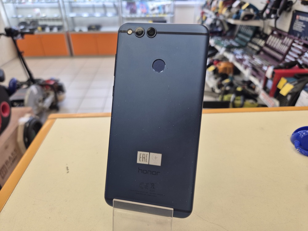 Смартфон Honor 7X 4/64