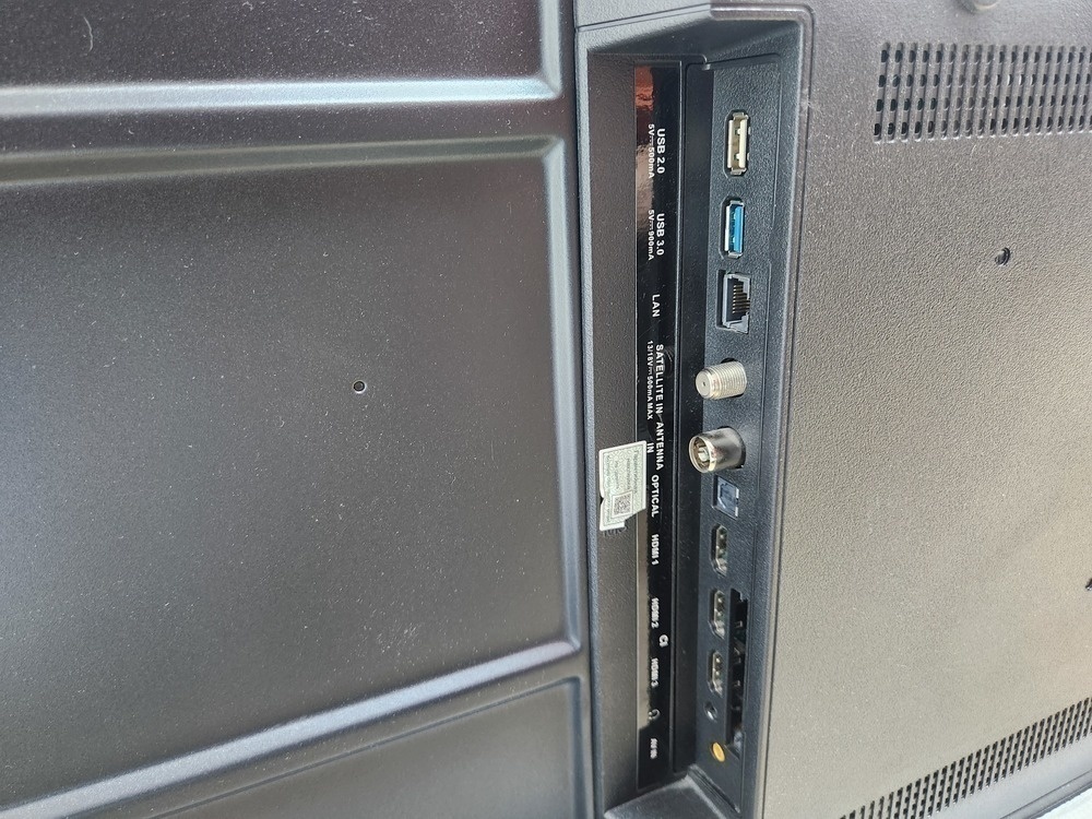 LED Телевизор Artel A55LU8500