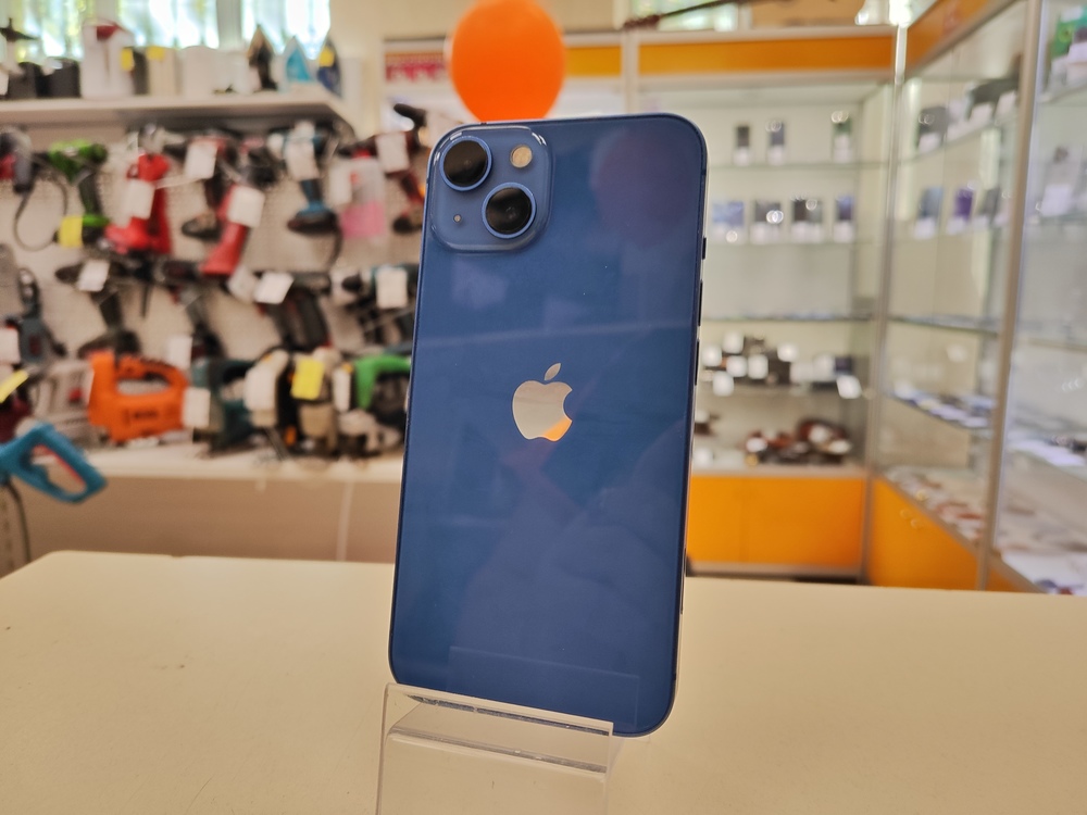 Смартфон Apple iPhone 13 128Gb