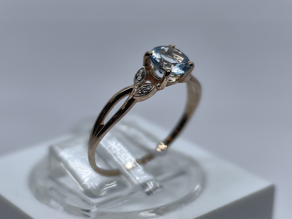 КОЛКМИ585 КОЛЬЦО С КАМНЯМИ (Au 585)